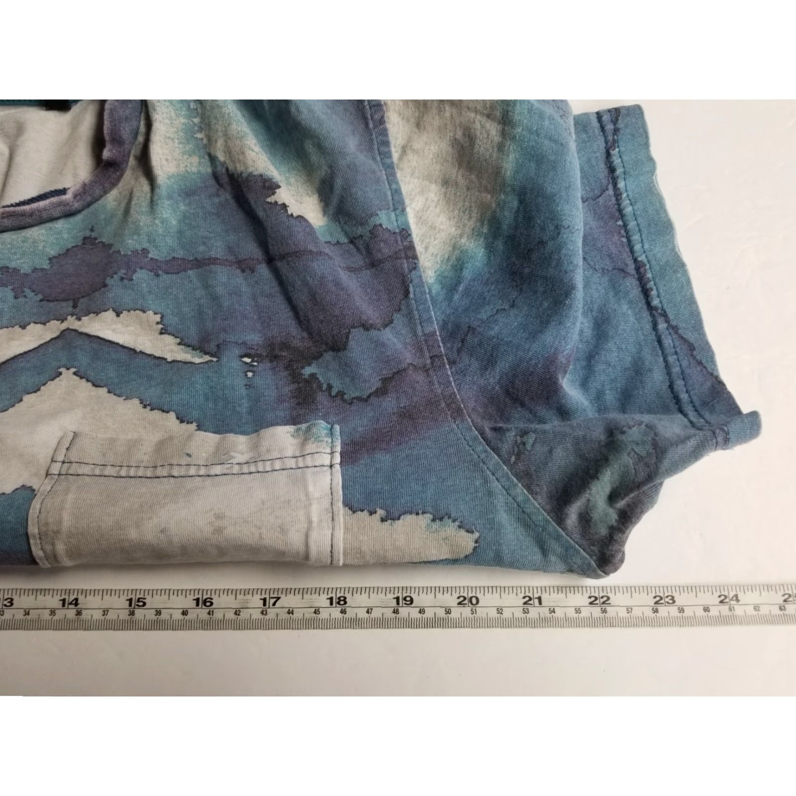 Vans Vans Tie Dyed T-Shirt Short Sleeve L Crewneck Blue Multicolor Men’s Shirt Size Large Size US L / EU 52-54 / 3 - 4 Thumbnail