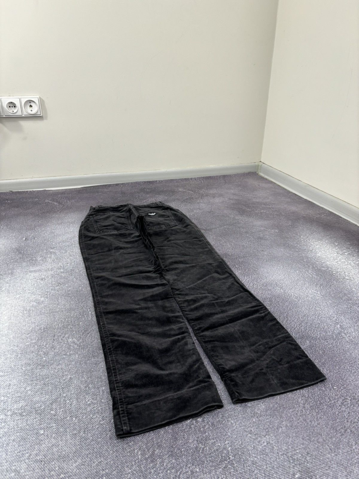 Armani Vintage 90s Armani Jeans Velvet Black Skinny Pants Jeans Size 28" / US 6 / IT 42 - 14 Thumbnail
