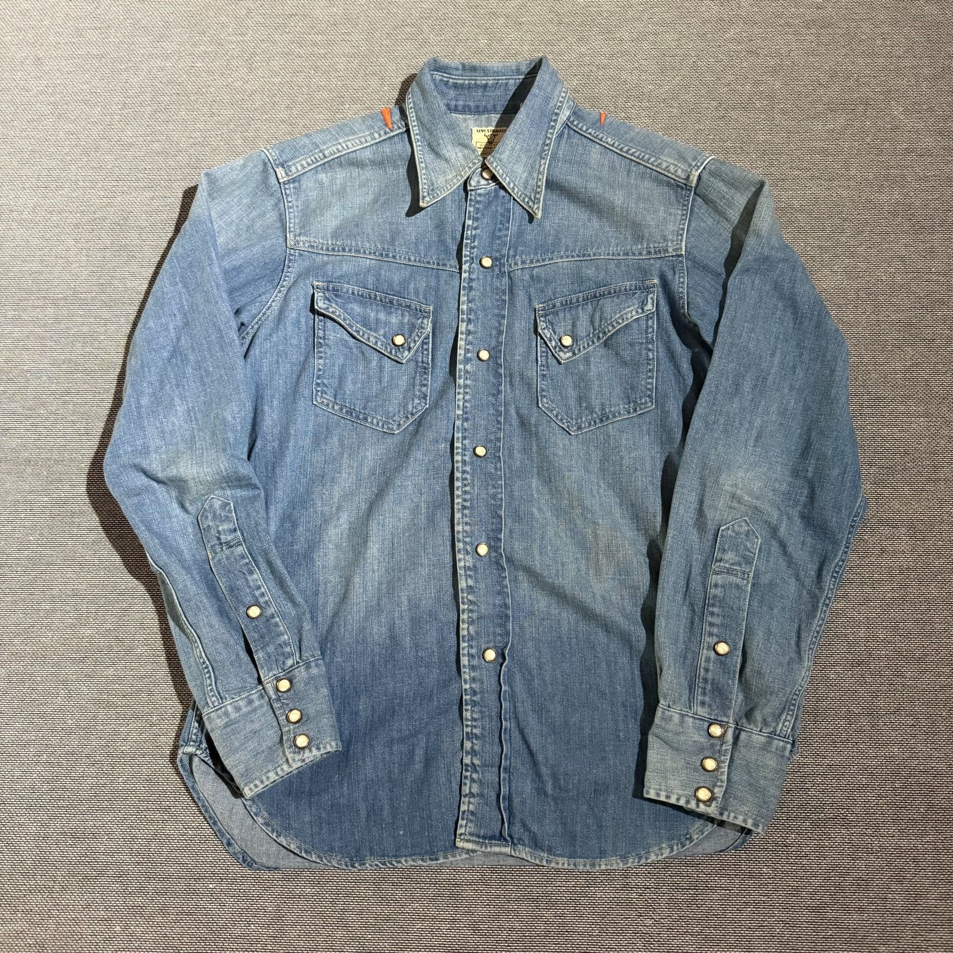 Levi's Vintage Clothing Levi's LVC Western Washed Denim Shirt Size US S / EU 44-46 / 1 - 1 Thumbnail