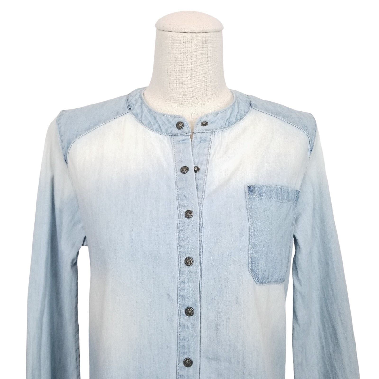 Other Joe's Jeans The Shirt Mandarin Collar Chambray Shirt Medium Size M / US 6-8 / IT 42-44 - 2 Thumbnail