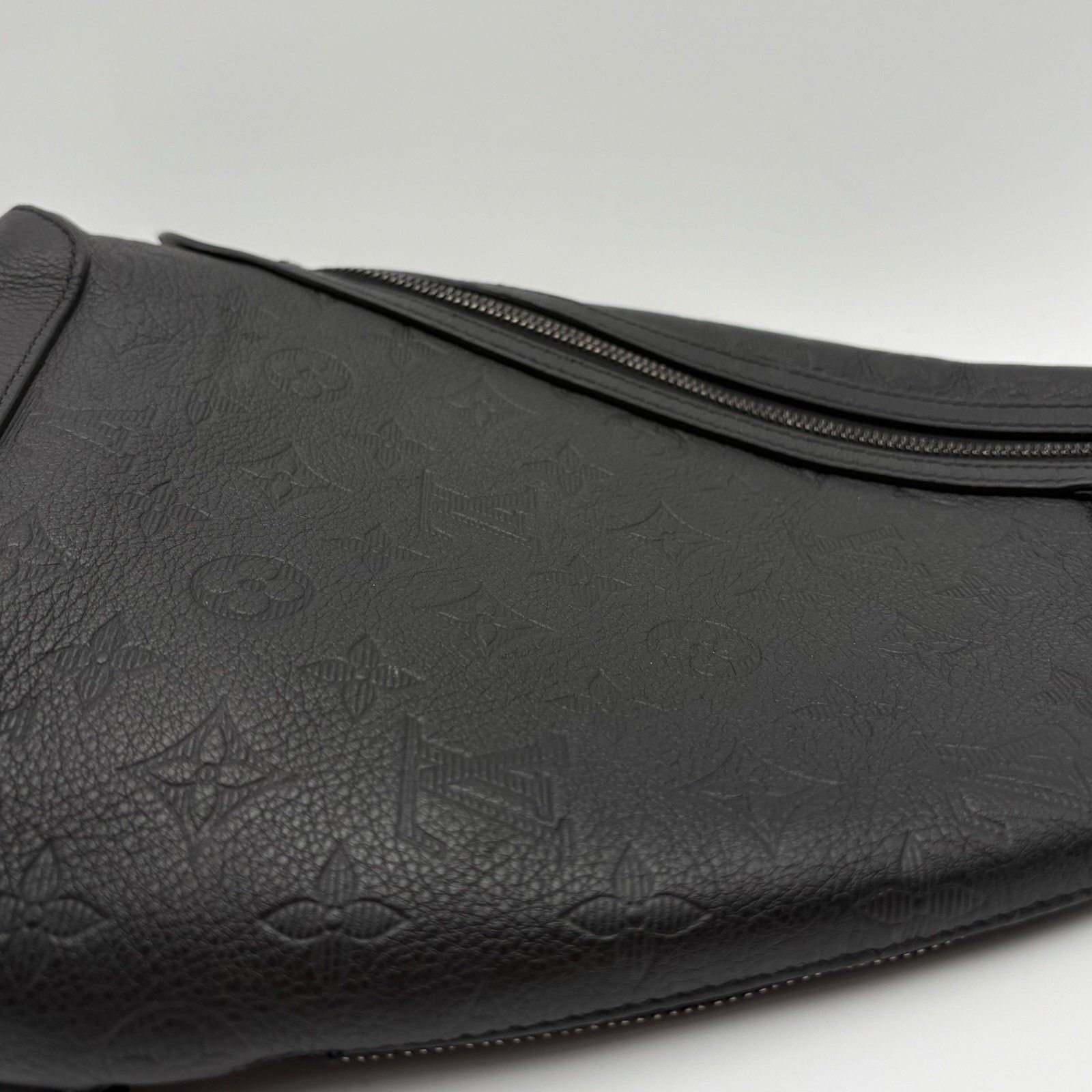 Louis Vuitton Louis Vuitton Monogram Sling Bag ' Black ' | SUPER CLEAN! Size ONE SIZE - 8 Thumbnail