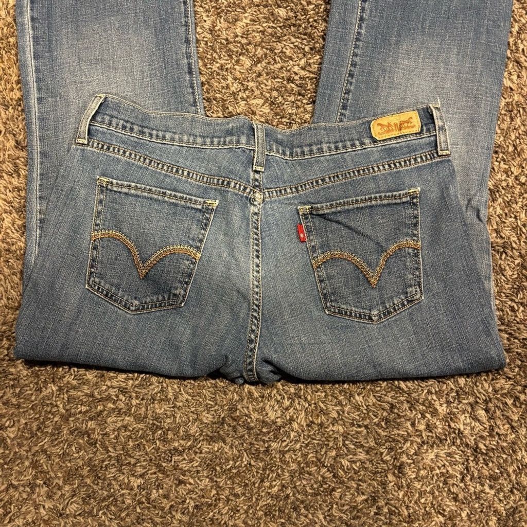 Levi's Levi's Women's 515 Bootcut Jeans Size 29" - 1 Thumbnail