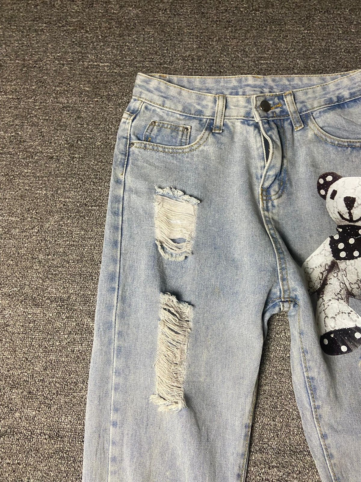 Japanese Brand Japanese Brand Distressed Printed Ripped Jeans (165) Size 27" / US 4 / IT 40 - 6 Thumbnail