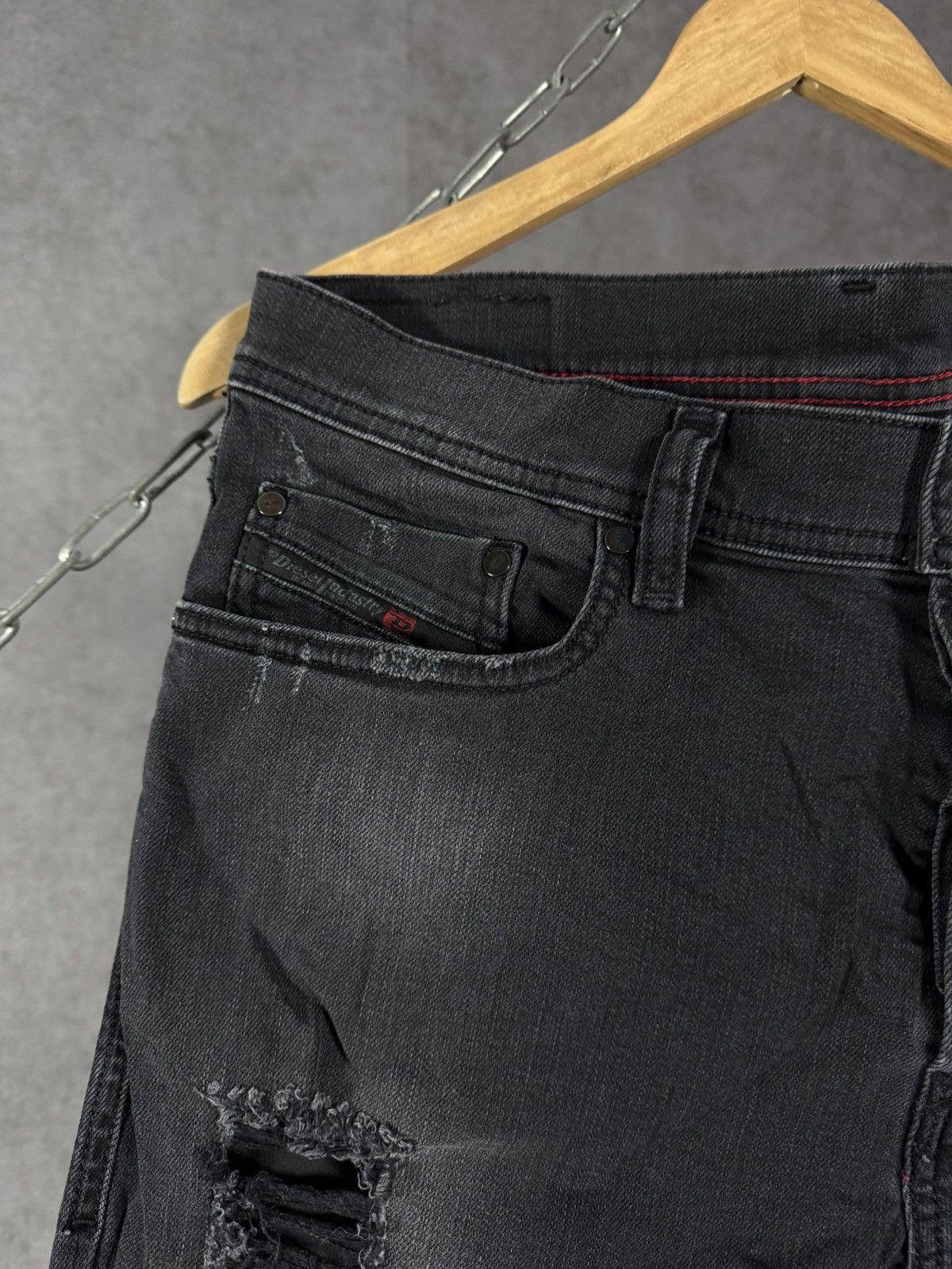 Diesel Diesel Tapphar slim-carrot designer distressed denim jeans Size US 32 / EU 48 - 4 Thumbnail