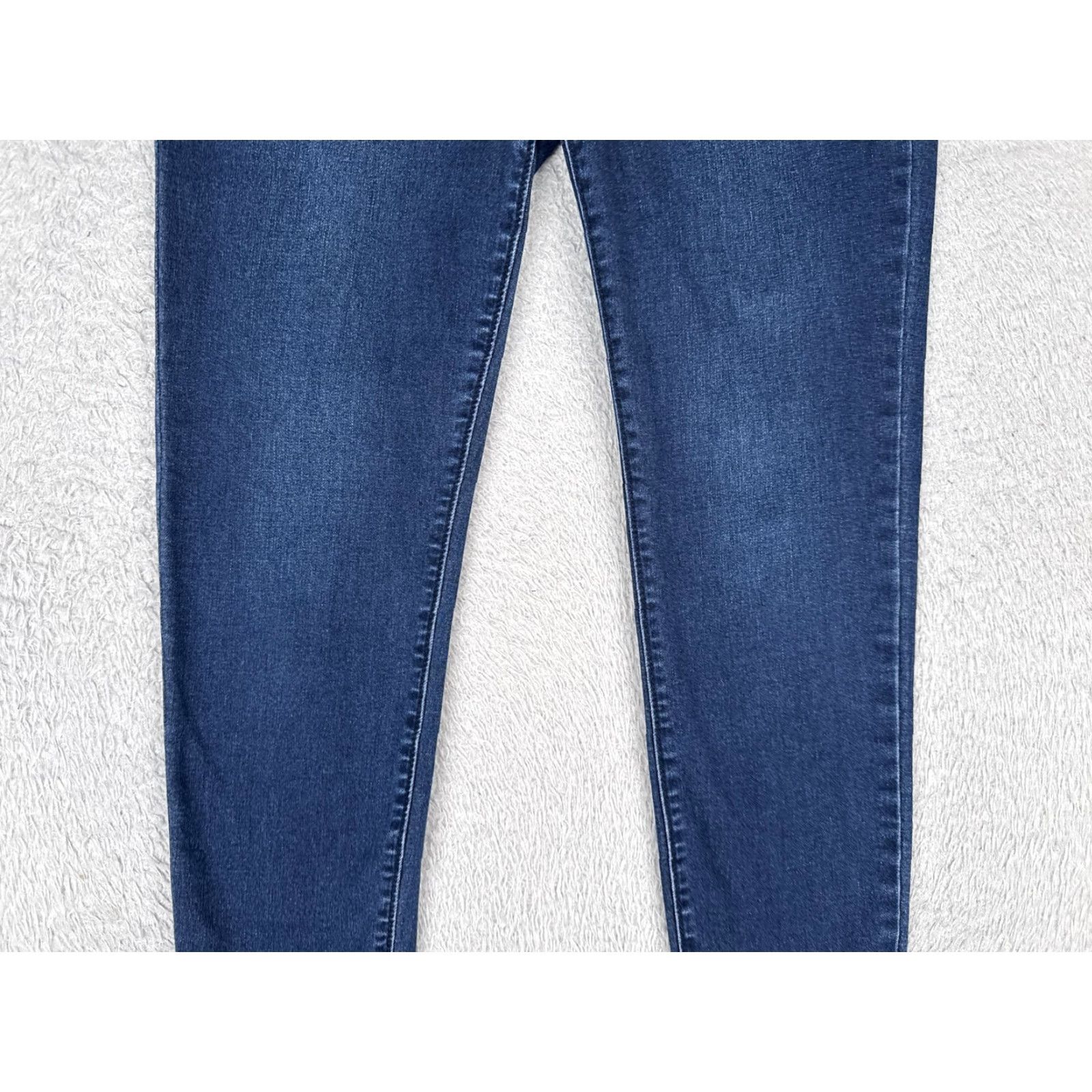 Old Navy Old Navy Jeans Womens 6 Blue Rockstar Jeggings Pull-On Elastic Waist Raw Hem Jeans Size 28" / US 6 / IT 42 - 3 Thumbnail