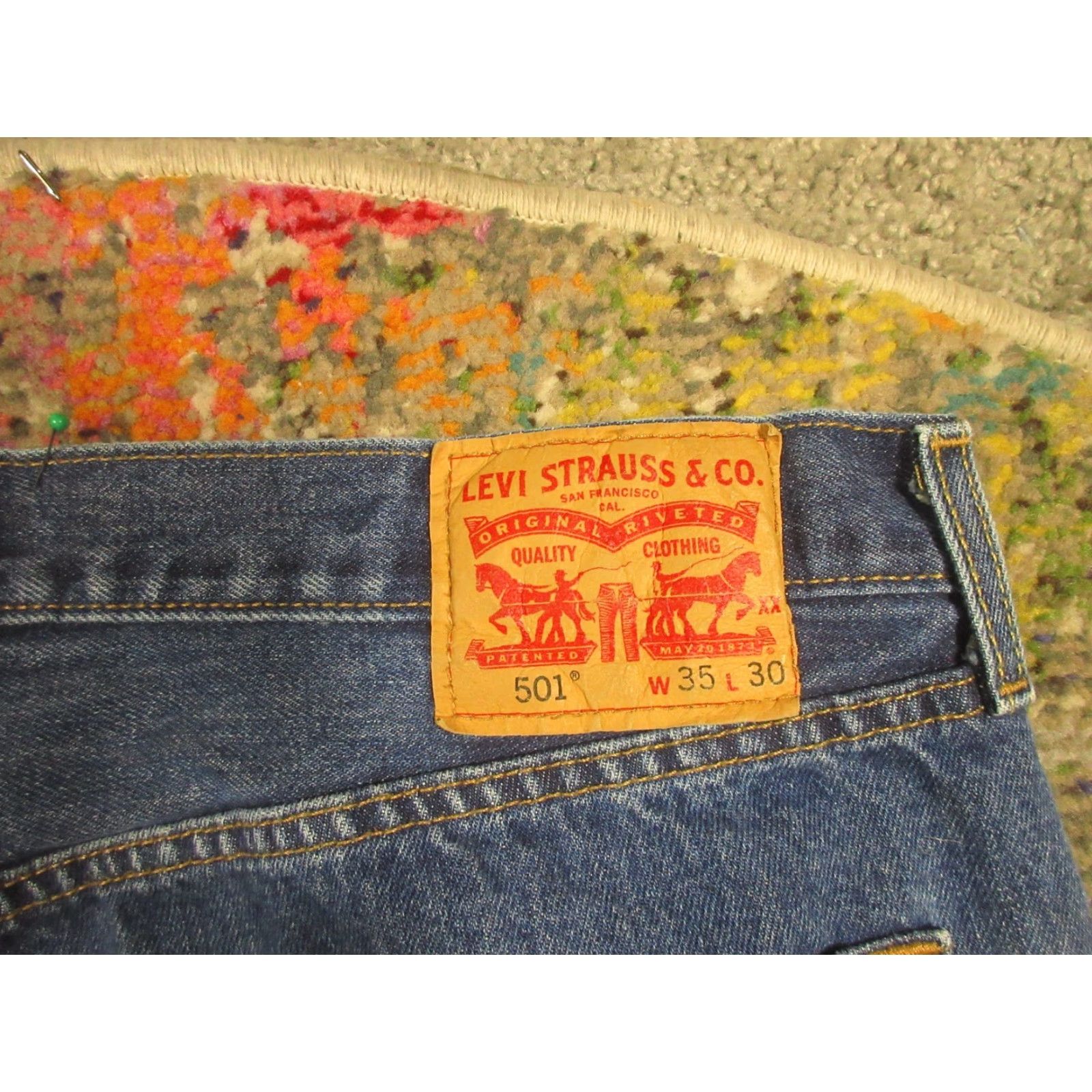 Levi's VINTAGE LEVI'S 501 Jeans 35x30 Mens Blue Denim Button Fly Straight Classic Fit 5-Pocket Mid Rise US 501 Series Size US 35 - 4 Thumbnail