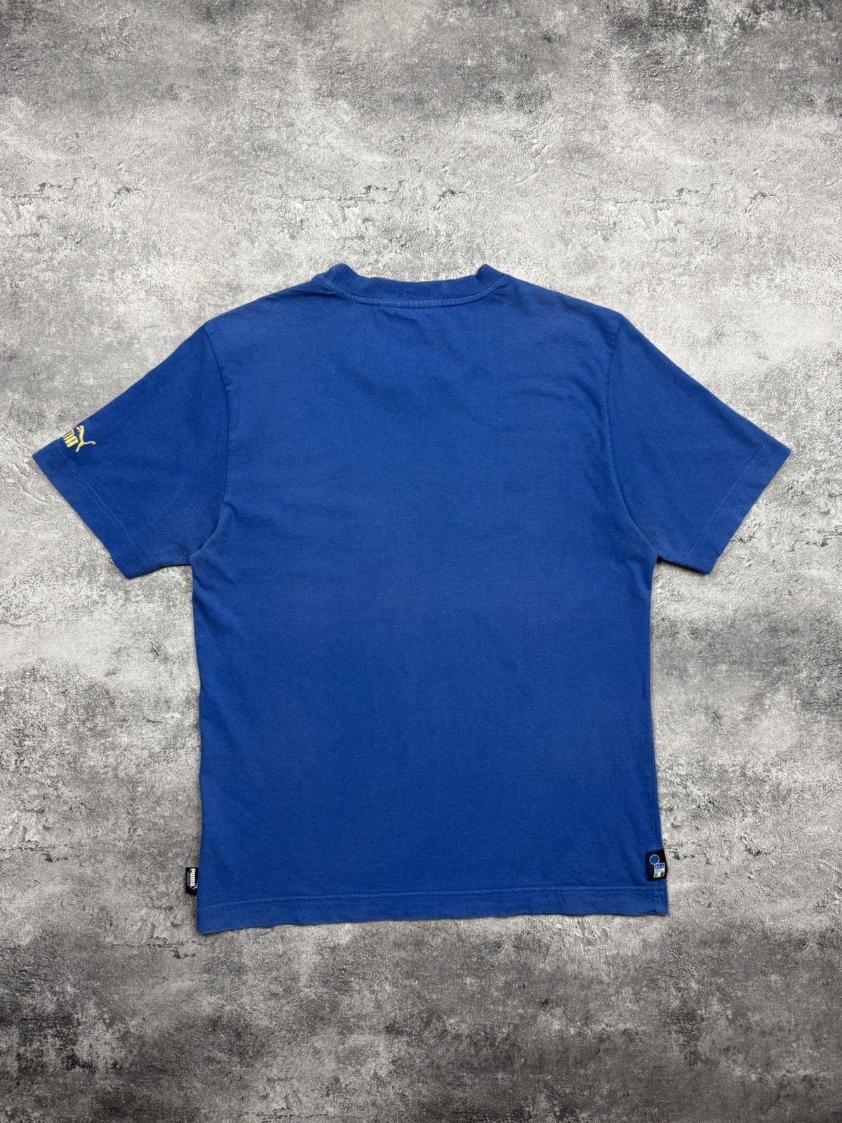 Puma Vintage Puma Italy Soccer Jersey T-Shirt Blue Blokecore Rare Size US L / EU 52-54 / 3 - 13 Thumbnail