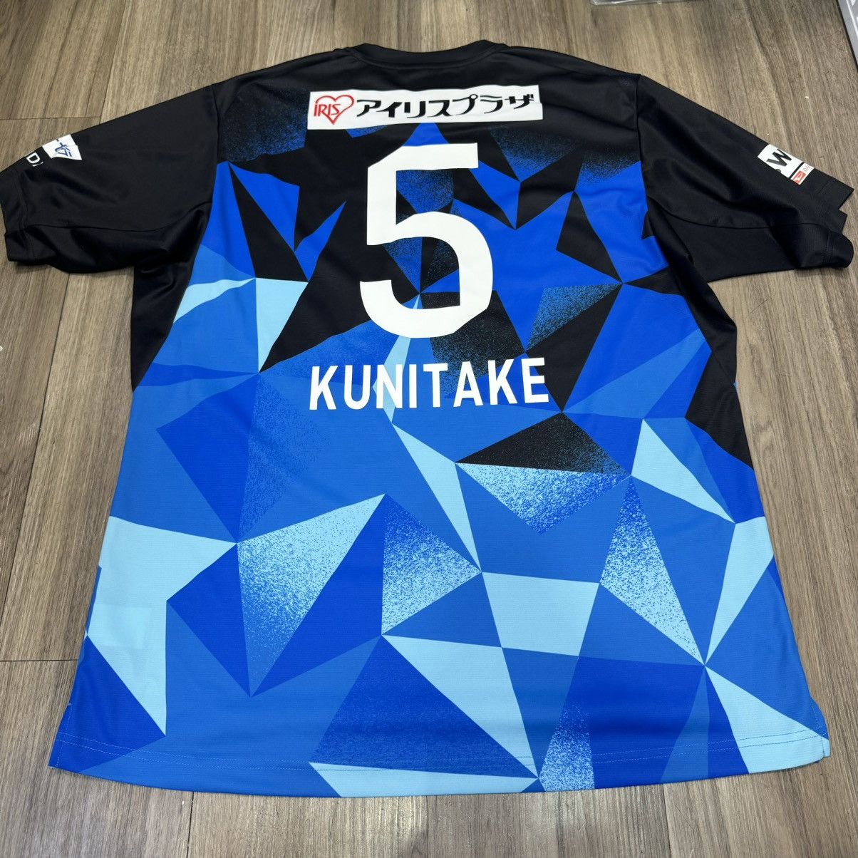 Japanese Brand Mynavi Sendai Ladies 25/26 home shirt #5 Kunitake Size US XL / EU 56 / 4 - 2 Thumbnail
