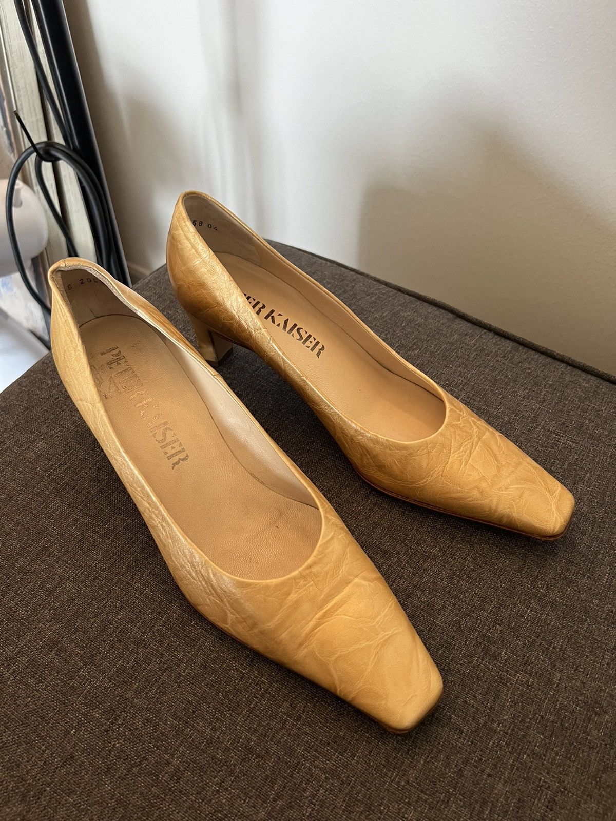 Other Vintage Peter Kaiser Heels Size US 7.5 / IT 37.5 - 1 Thumbnail