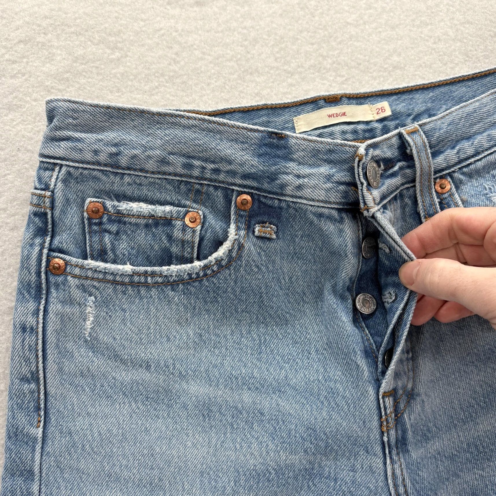Levi's Levis Premium Wedgie Straight Jeans Womens 26 Blue High Rise Distressed Pockets 5-Pocket Denim Jeans Womens Size 26" / US 2 / IT 38 - 3 Thumbnail