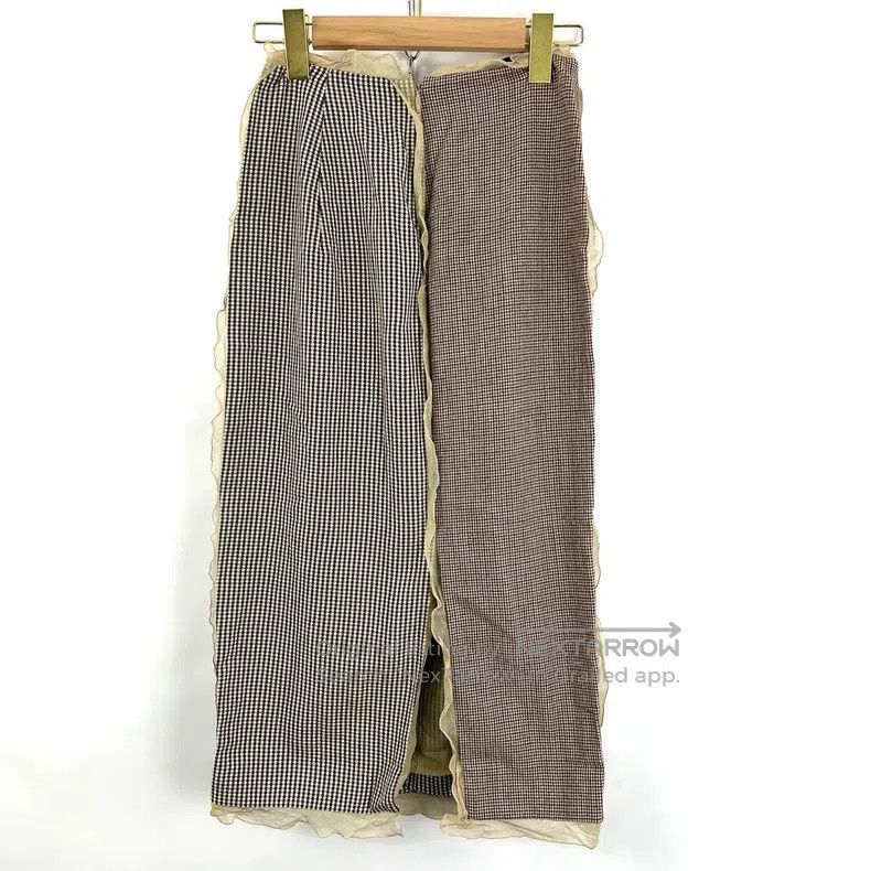 Fendi Fendi Three-dimensional lace checkered skirt Size 42" / US 20 - 2 Thumbnail