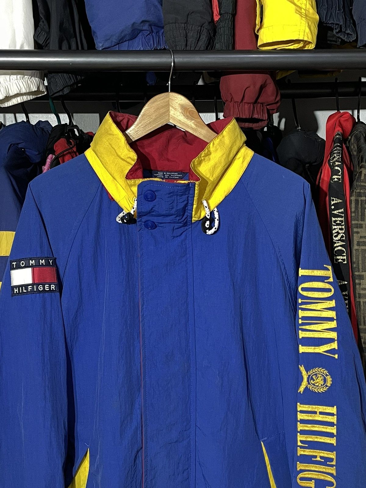 Tommy Hilfiger × Vintage Jacket Tommy Hilfiger Spell Out 90’s Vintage Size US XL / EU 56 / 4 - 2 Thumbnail