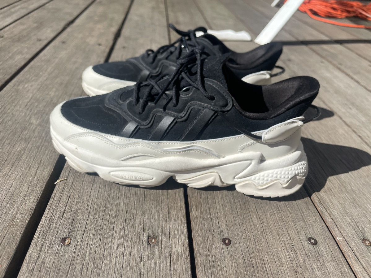 Adidas Adidas Ozweego black and white colorway Size US 10.5 / EU 43-44 - 11 Thumbnail