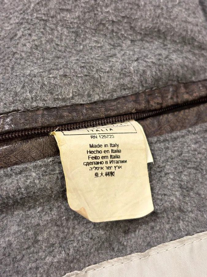 Gianfranco Ferre 2000s Gianfranco Ferré Biker Textured Brown Leather Jacket Size US S / EU 44-46 / 1 - 11 Thumbnail