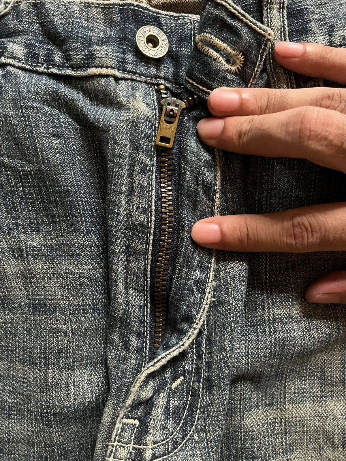 Levi's Vintage 90s Levis 503 Faded Wash Distressed Baggy Jeans Size US 34 / EU 50 - 3 Thumbnail