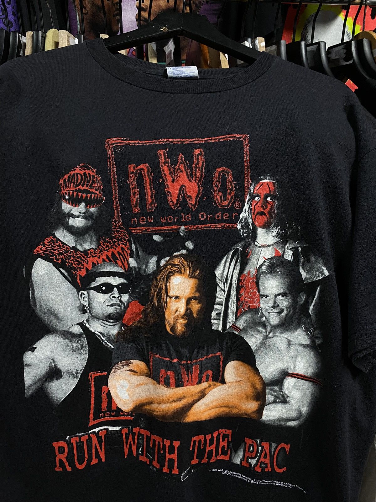 Vintage Vintage 1998 NWO New World Order Wrestling T-Shirt XLarge Size US XL / EU 56 / 4 - 2 Thumbnail