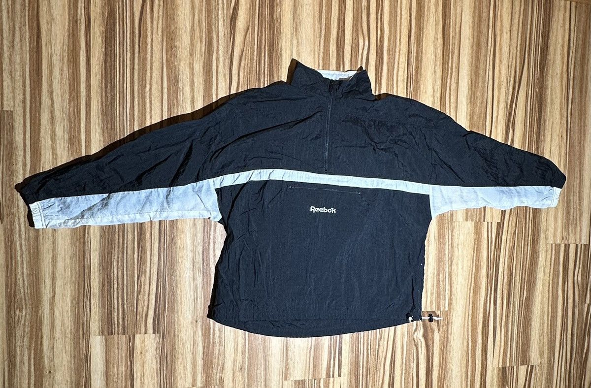 Reebok 90sVintage Reebok Black & White 1/4Zipup Windbreaker SizeL Size US L / EU 52-54 / 3 - 1 Thumbnail
