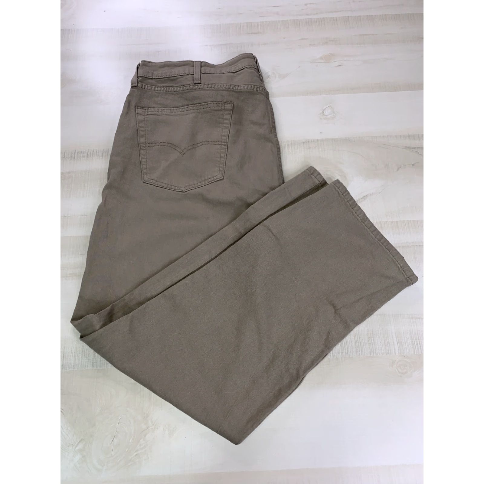 Levi's Levi’s 505 Straight Leg Khaki Twill Men’s Pants 40x30 Beige Cotton Blend Regular 5-Pocket Jeans MENS Size US 40 / EU 56 - 3 Thumbnail