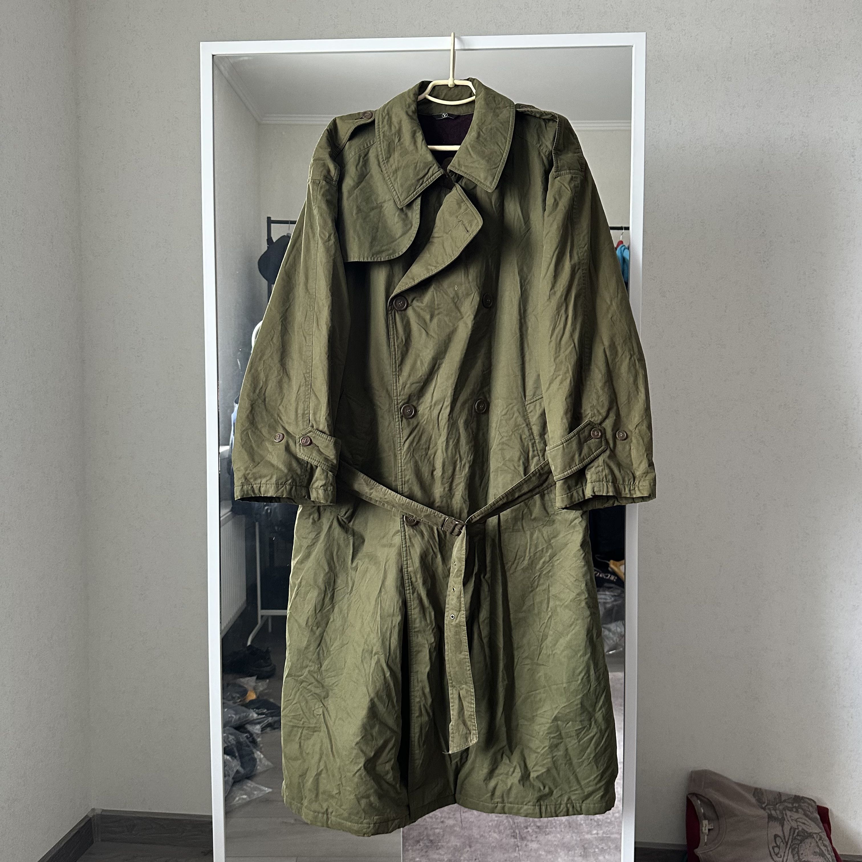 Valentino 90s Vintage Valentino Warmed Avant Garde Winter Heavy Coat Size US L / EU 52-54 / 3 - 3 Thumbnail