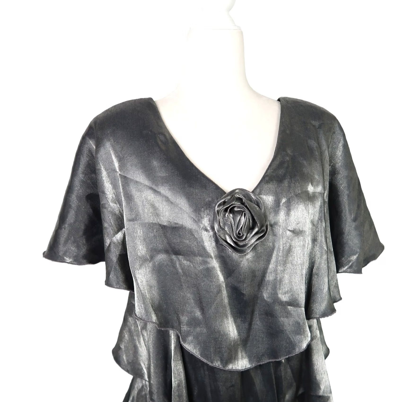 Vintage VINTAGE Patra dress M silver grey metallic 90s tiered knee length frilly Size M / US 6-8 / IT 42-44 - 2 Thumbnail