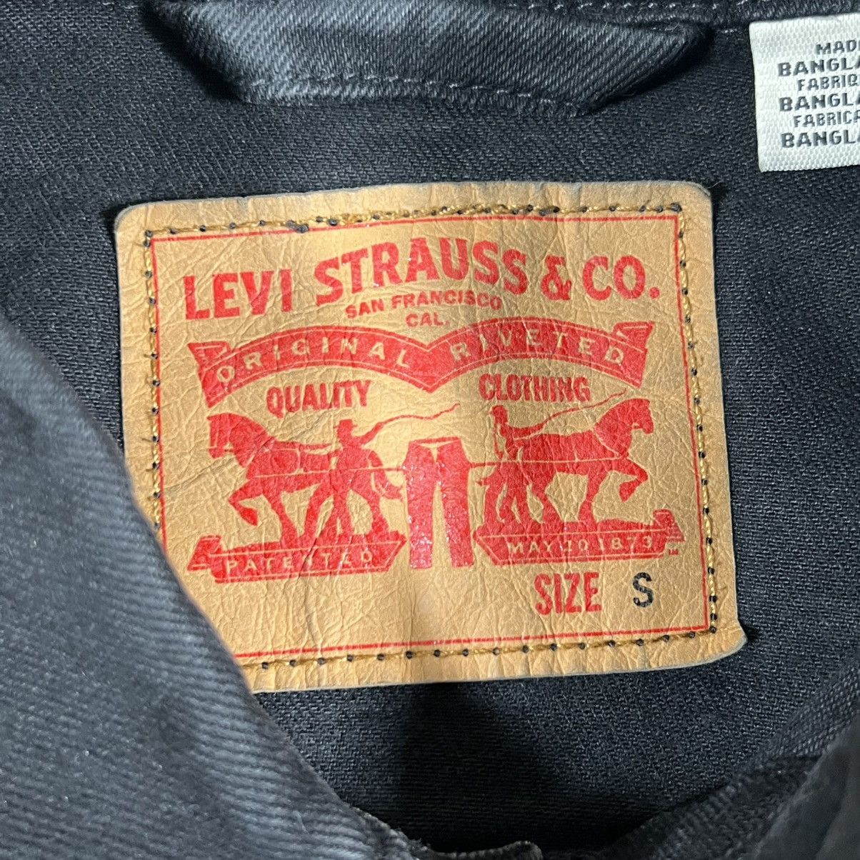 Levi's Levi’s Women Black Denim Trucker Jacket Sz S Classic Button Size S / US 4 / IT 40 - 4 Thumbnail