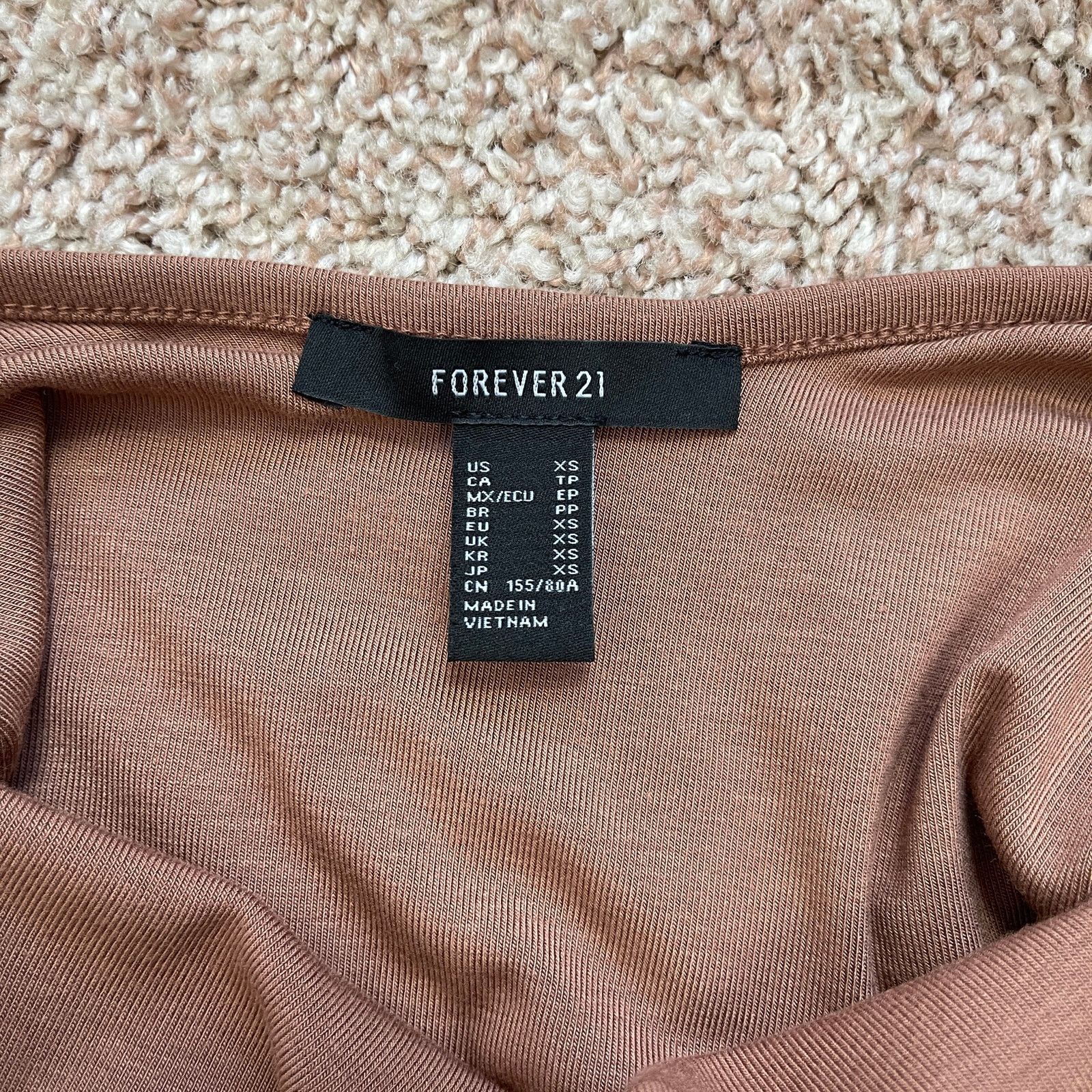 Forever 21 Forever 21 Scoop Back Short Sleeve Bodysuit Dusty Pink XS Size XS / US 0-2 / IT 36-38 - 23 Thumbnail