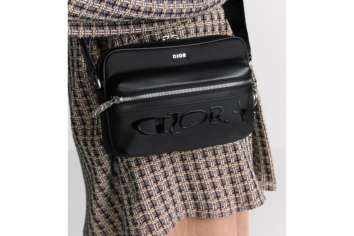 Dior o1bcso1str0226 Size:OS/2.0 Zipped Messenger Bag in Black Size ONE SIZE - 7 Thumbnail