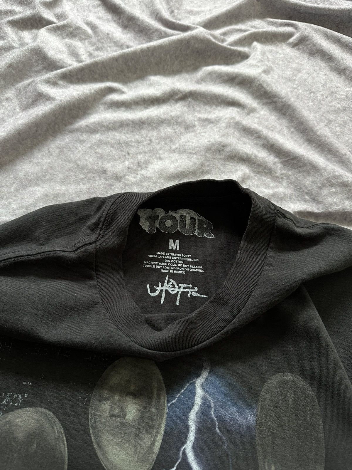 Travis Scott Travis Scott Utopia Black Delestro 2023 Tour Merch Shirt Size US M / EU 48-50 / 2 - 11 Thumbnail