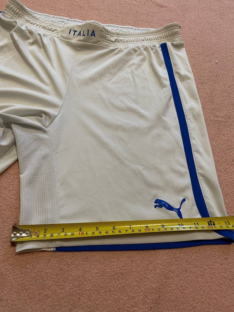 Puma Y2K Vintage Puma shorts logo white Size US 34 / EU 50 - 14 Thumbnail