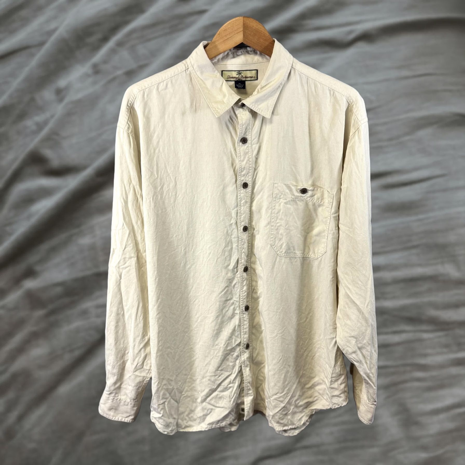 Tommy Bahama Tommy Bahama Shirt Mens XL Cream 100% Silk Button Up Pocket Casual Shirt Size US XL / EU 56 / 4 - 1 Thumbnail