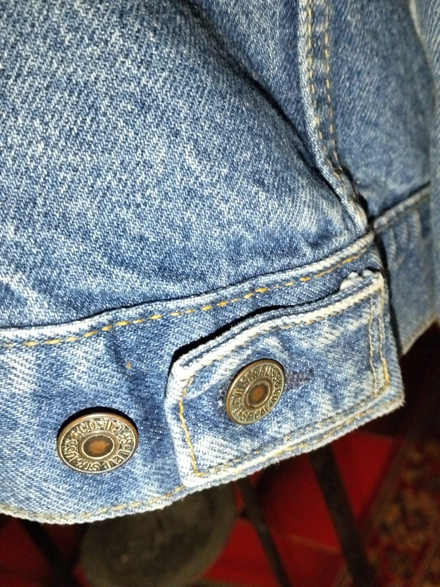 Levi's Vintage 1980s Levi’s Denim Trucker Jacket Alaska USA Size US L / EU 52-54 / 3 - 7 Thumbnail