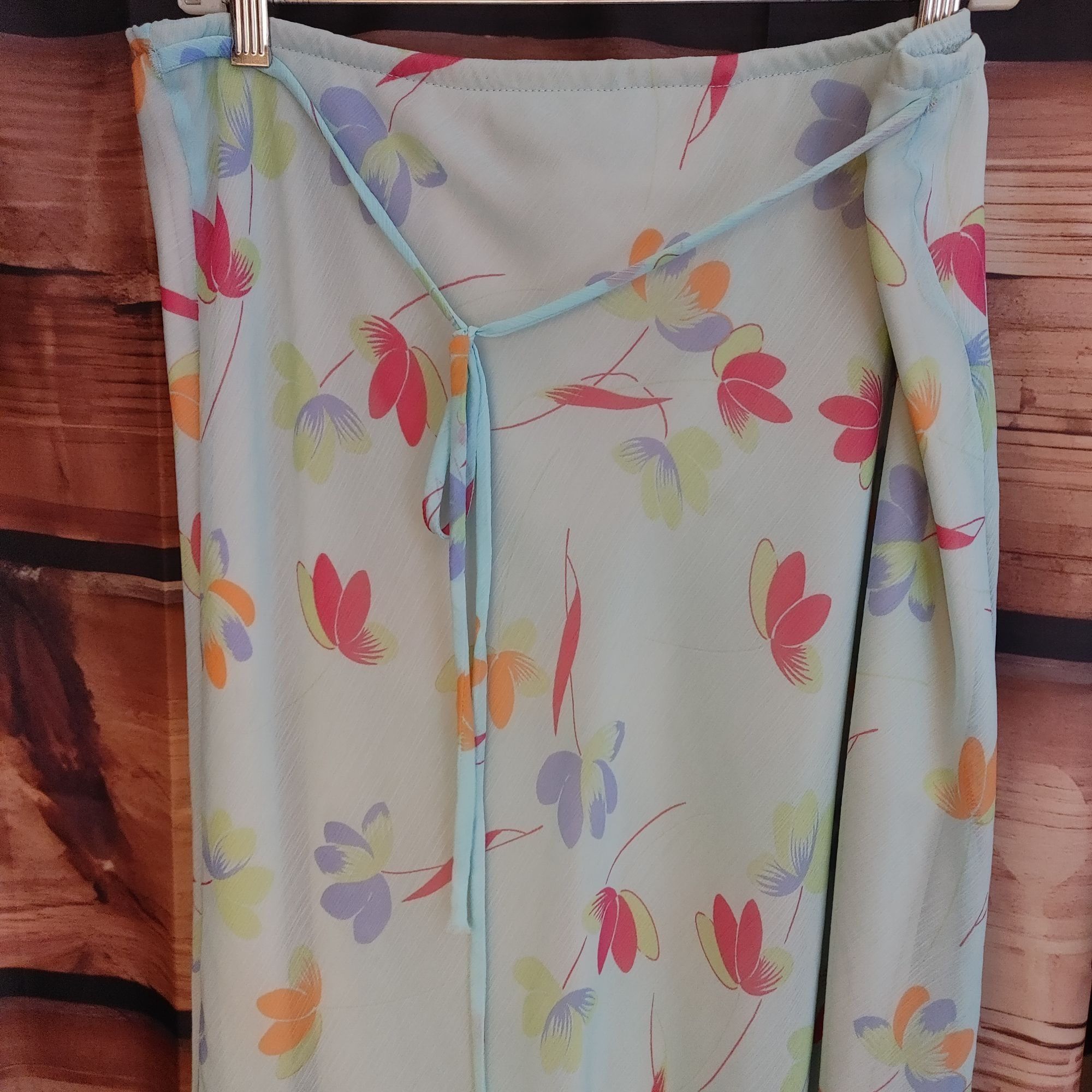 Other Jkla California Women's White/Mutlicolored Floral Sheer Skir Size 38" / US 16 / IT 52 - 2 Thumbnail