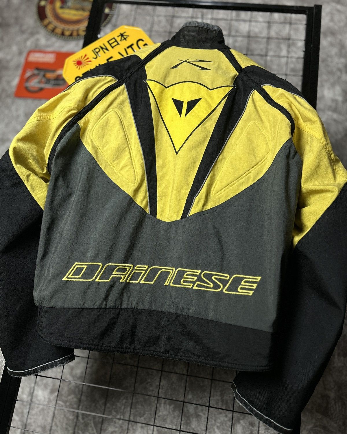 Dainese Dainese italy 90s Vintage Racing Jacket vale yellow 46 rossi Size US M / EU 48-50 / 2 - 12 Thumbnail