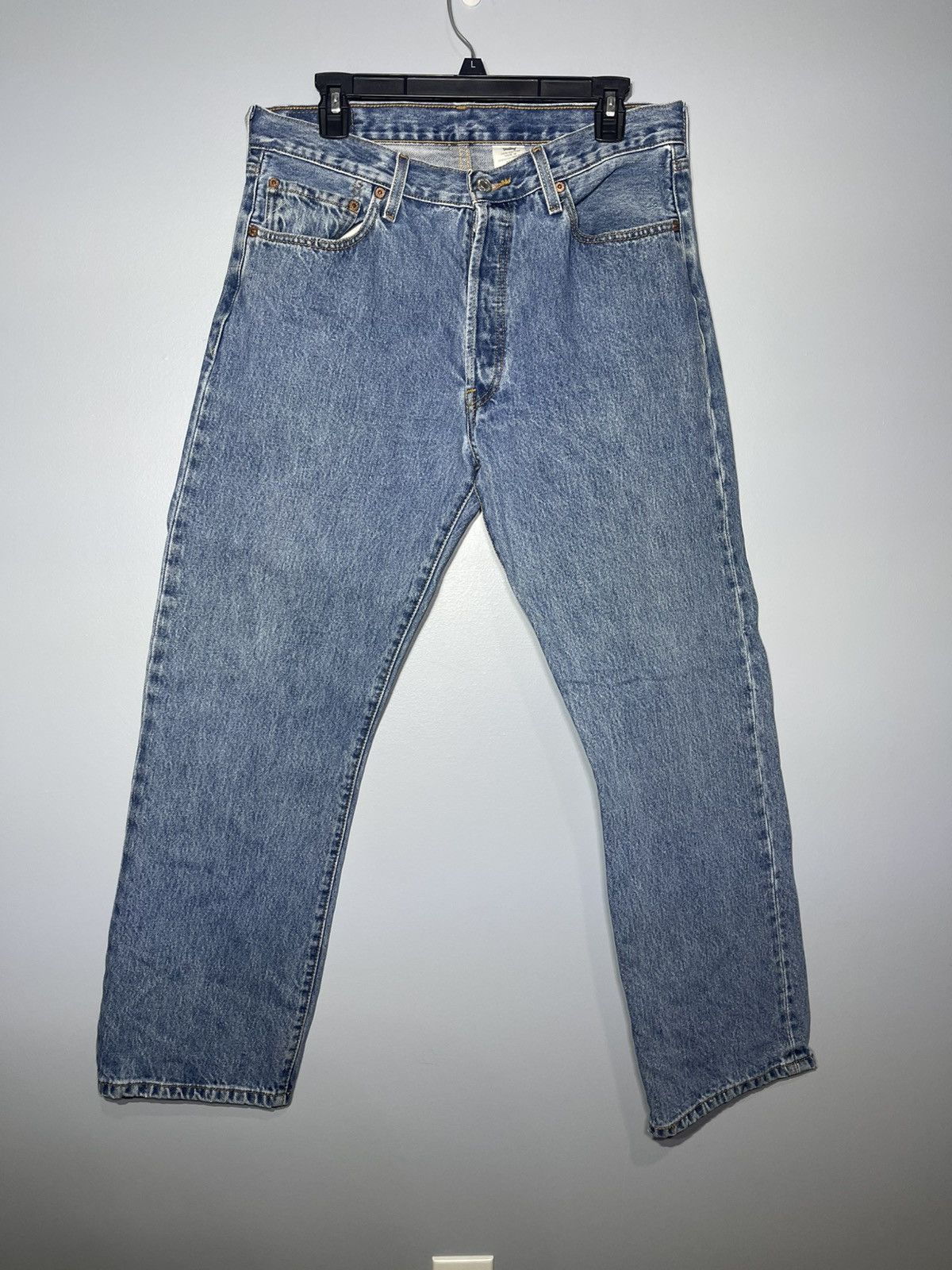 Levi's Vintage Clothing Vintage Levis 501XX Mens Jeans 35x30 Blue Y2K Button Fly Size US 35 - 2 Thumbnail