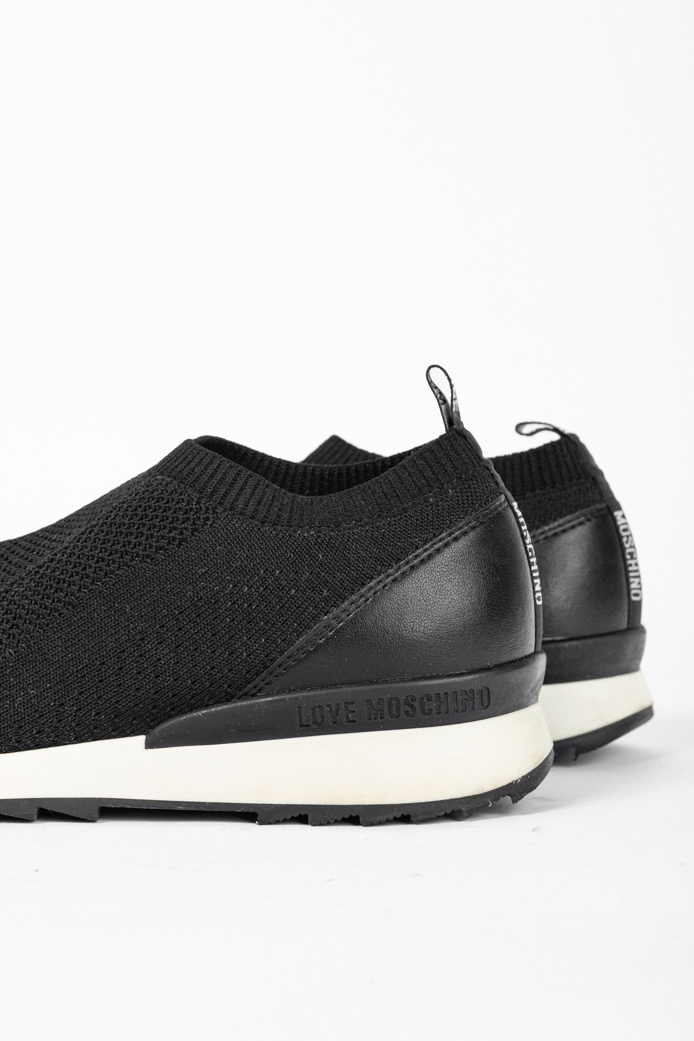 Love Moschino Love Moschino Black Love & Peace Slip-On Knit Sneakers Size US 5.5 / IT 35.5 - 9 Thumbnail