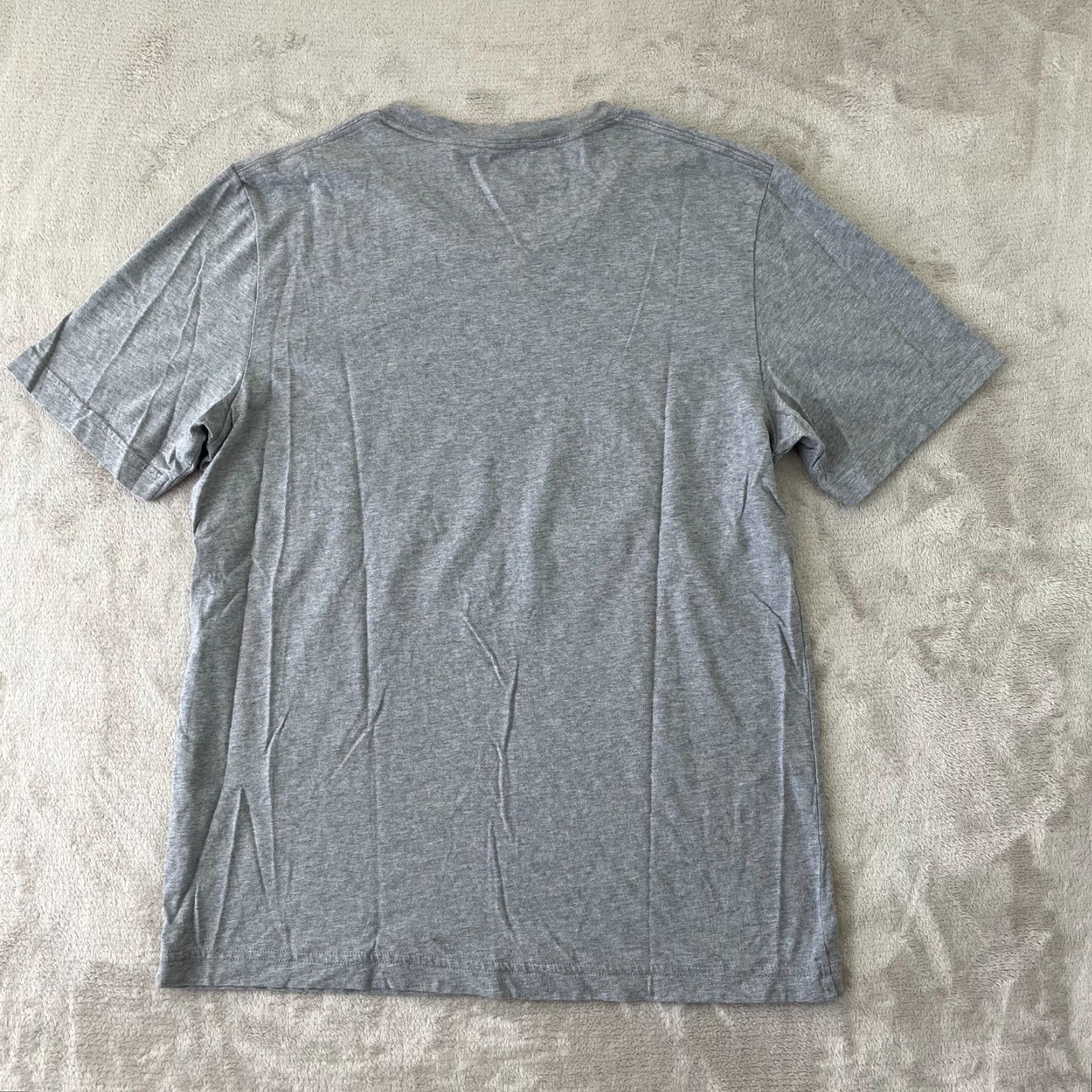 TravisMathew Travis Mathew T Shirt Men Medium Gray Buckets Front Print Golf Short Sleeve NWOT Size US M / EU 48-50 / 2 - 3 Thumbnail