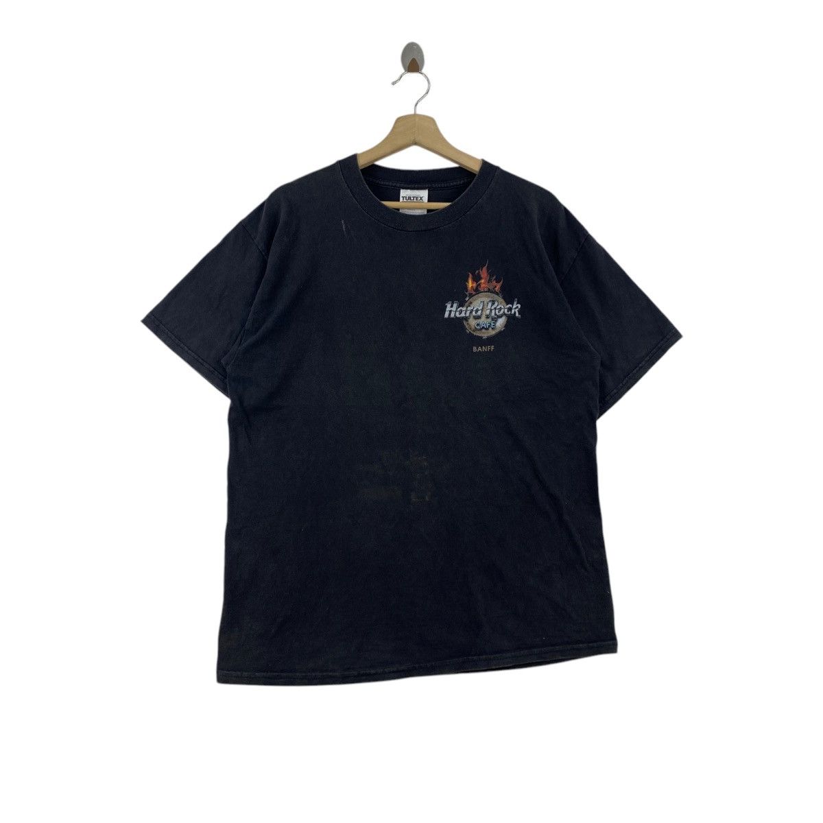 Hard Rock Cafe × Vintage Vintage HARD ROCK CAFE Banff Y2K Fire Print Black Short Size US L / EU 52-54 / 3 - 3 Thumbnail