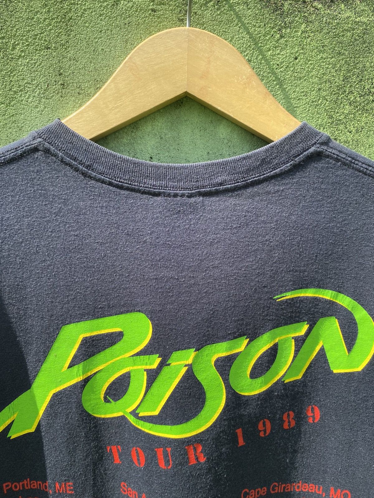 Band Tees VINTAGE 00’s POISON BAND TEES OPEN UP AND SAY AHH TOUR 1989 Size US XL / EU 56 / 4 - 13 Thumbnail