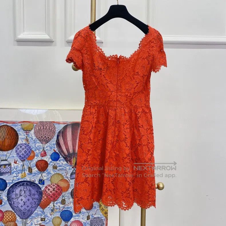 Valentino Valentino Red lace dress Size S / US 4 / IT 40 - 2 Thumbnail