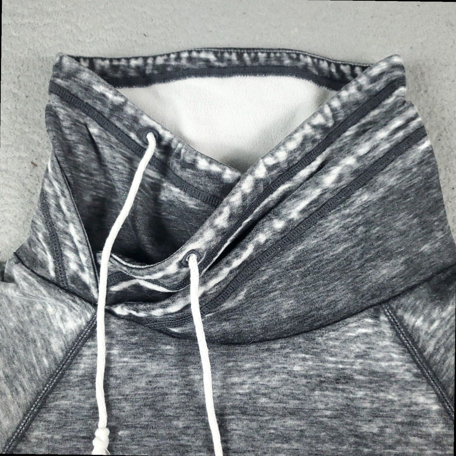 Reebok Womens Reebok Sweater Small Gray Pullover Long Sleeve Size S / US 4 / IT 40 - 3 Thumbnail