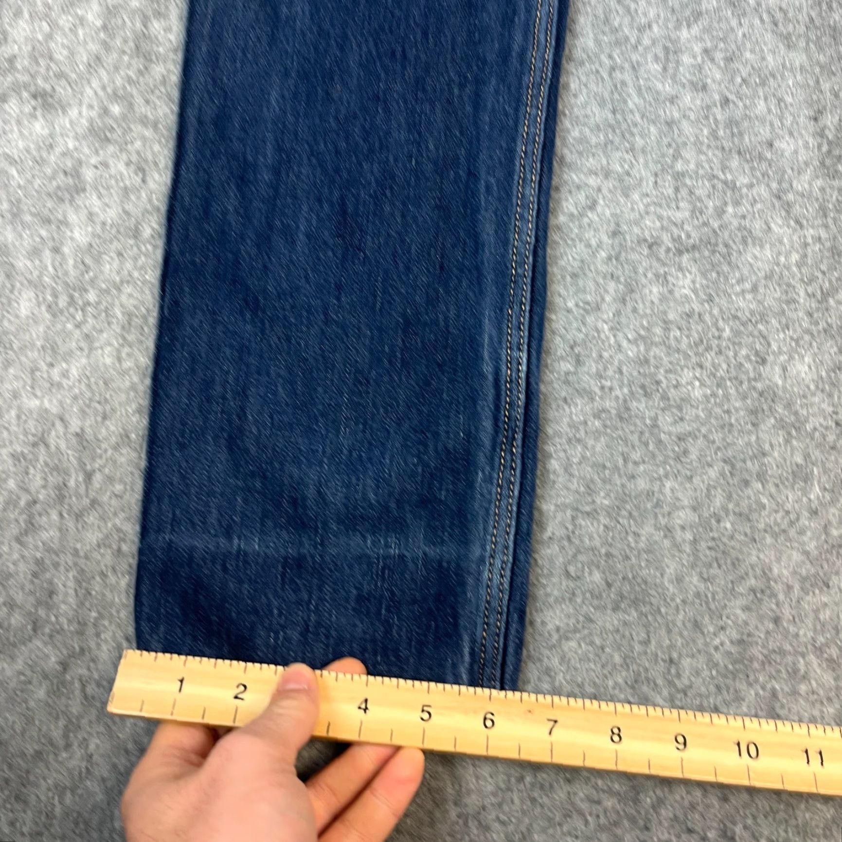 Vintage Armani Jeans Jeans Slim Straight 32 32 Dark Wash Blue 100% Cotton GA Mens Size US 32 / EU 48 - 3 Thumbnail
