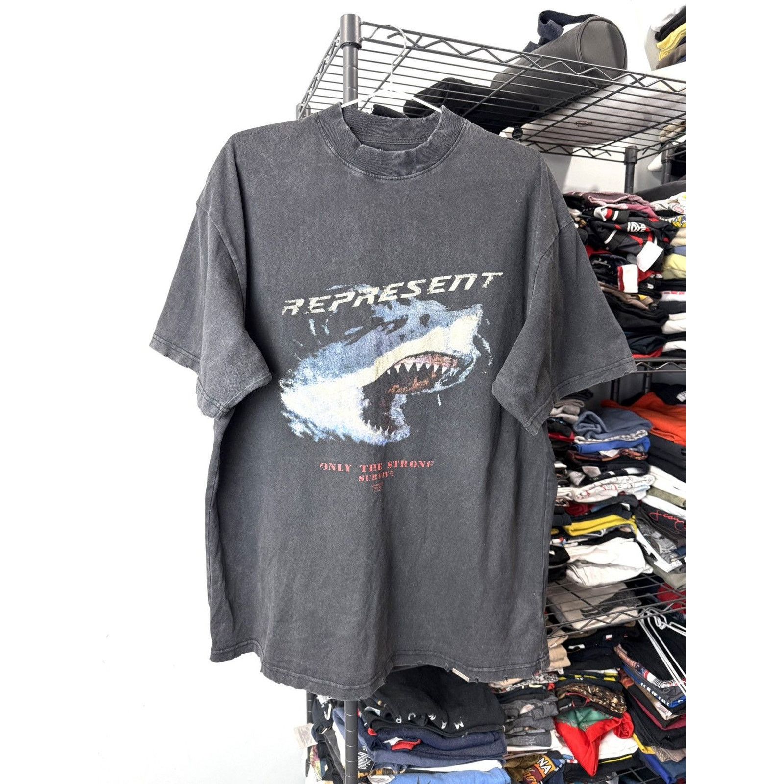Represent Clo. Represent Co Shark Print T Shirt Streetwear Size US S / EU 44-46 / 1 - 1 Thumbnail