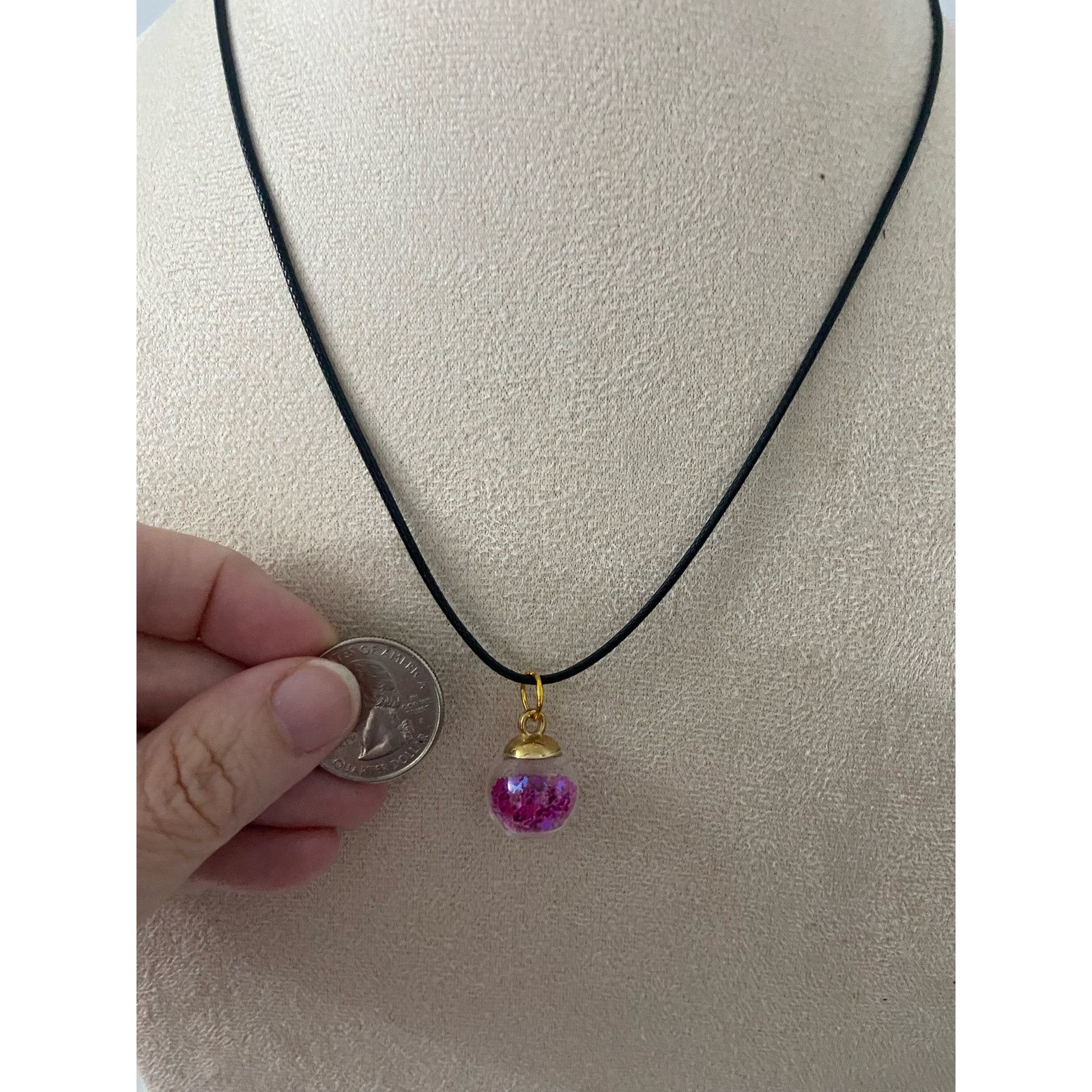 Other Fuchsia confetti snow globe pendant necklace Size ONE SIZE - 2 Thumbnail
