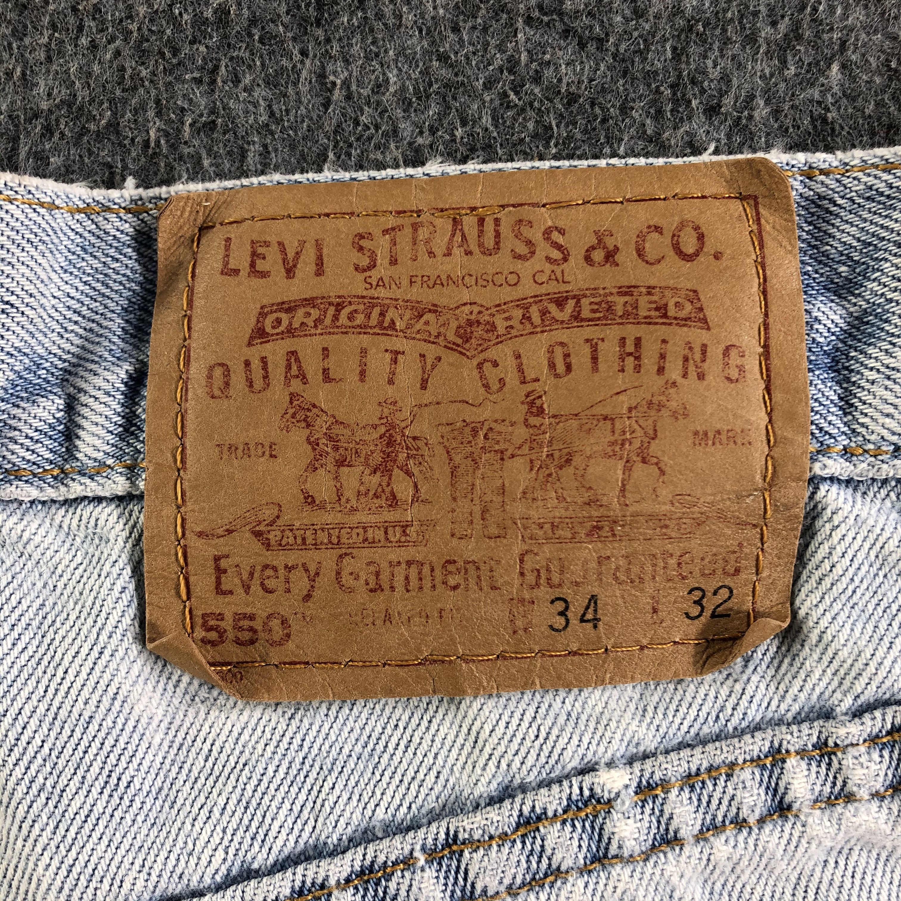 Levi's 90s Vintage Light Wash Levis 550 Jeans-J3697 Size US 33 - 5 Thumbnail