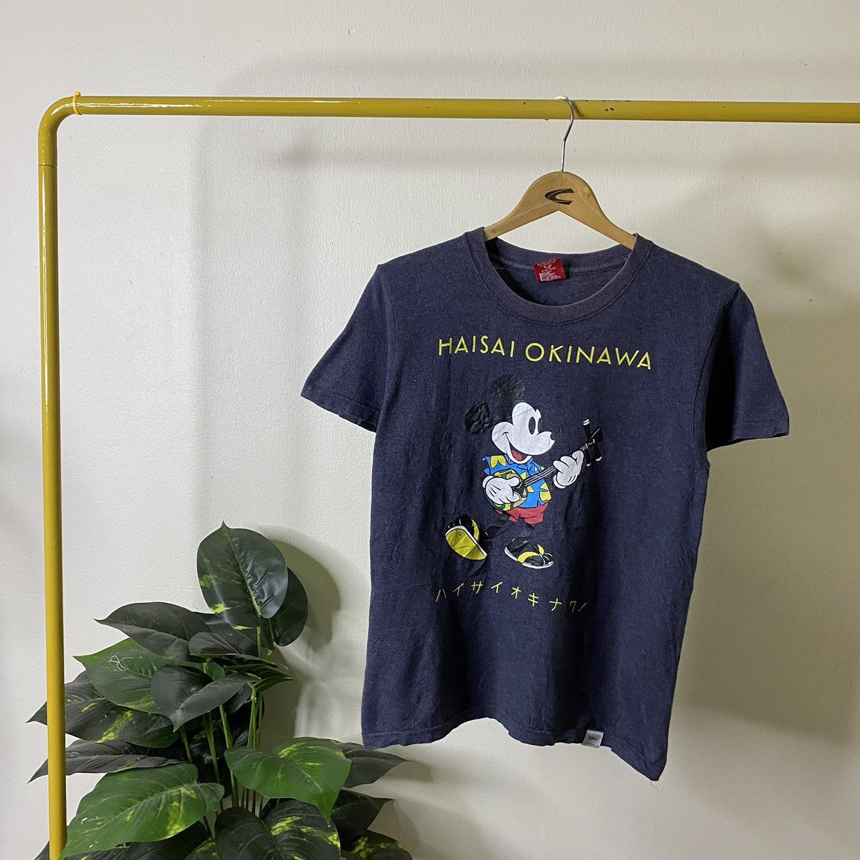 Mickey Mouse Habu Box Haisai Okinawa x Disney Mickey Mouse Collabs Tee Size US S / EU 44-46 / 1 - 1 Thumbnail