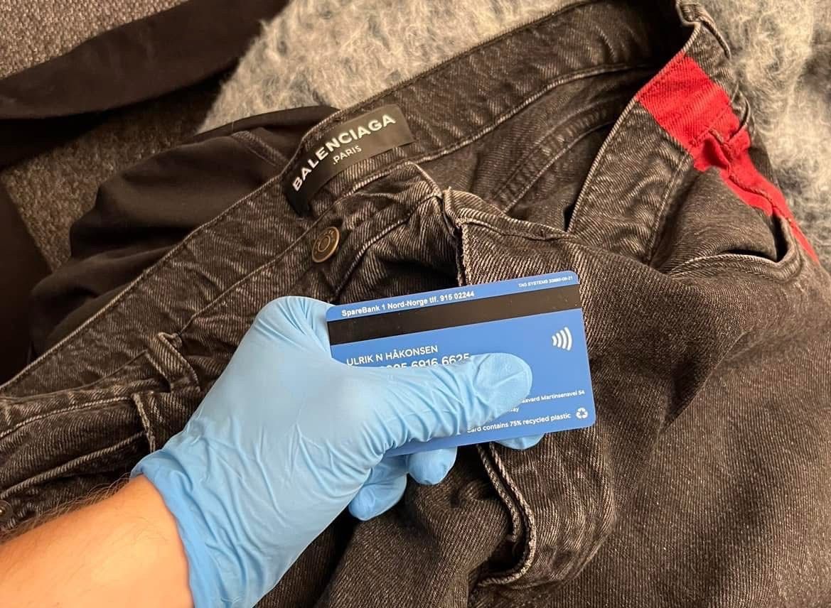 Balenciaga Red stripe jeans Size US 34 / EU 50 - 10 Thumbnail