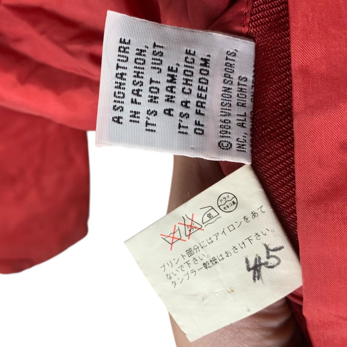 Vision Streetwear Vintage 1986 VISION STREETWEAR Light Puffer Jacket Y2K Size US XL / EU 56 / 4 - 8 Thumbnail