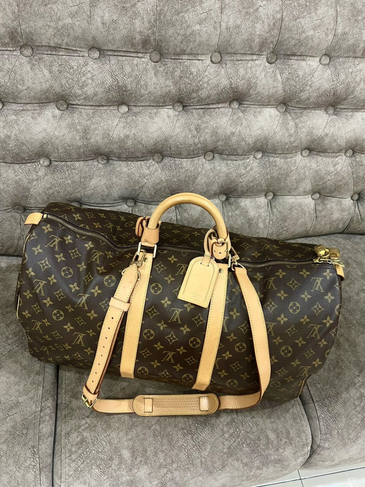 Louis Vuitton LOUIS VUITTON 'KEEPALL 55' Monogram FRANCE SUPERB CONDITION! Size ONE SIZE - 3 Thumbnail