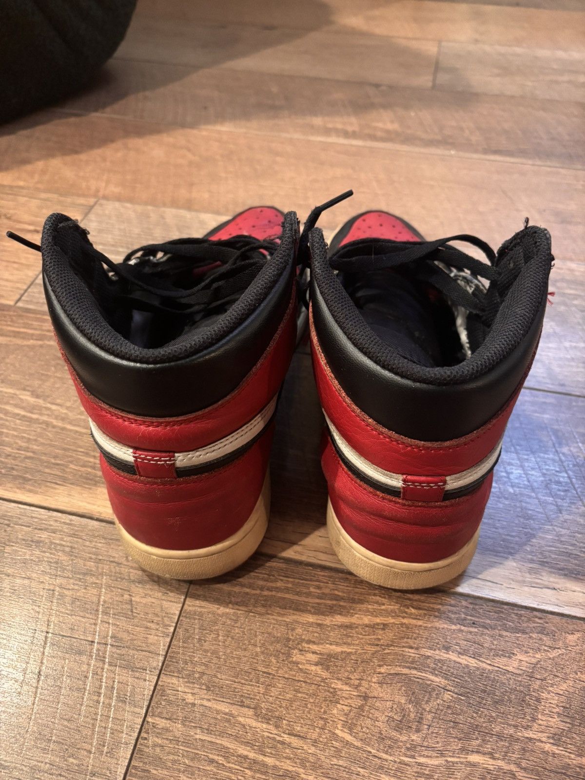 Jordan Brand Bred toe jordan 1s Size US 10.5 / EU 43-44 - 7 Thumbnail
