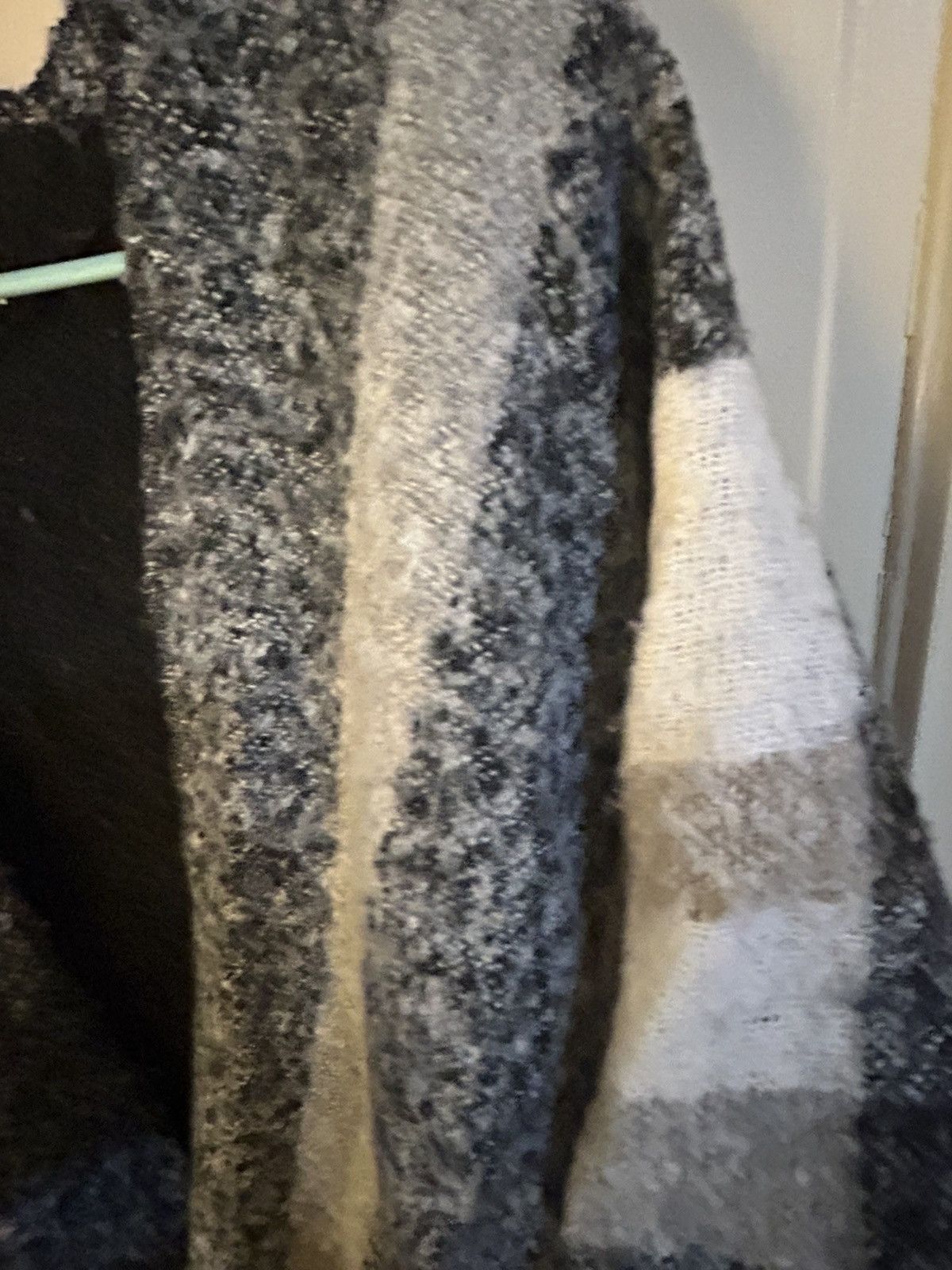 Nine West Nine West plaid fringe shawl poncho Size ONE SIZE - 4 Thumbnail